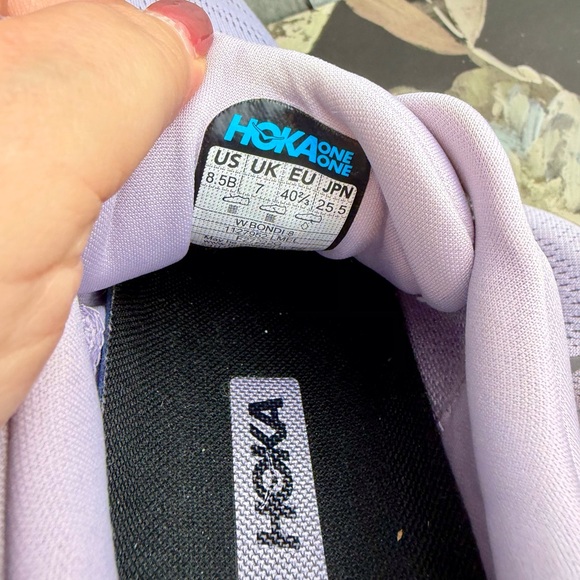 Hoka One One Bondi 8 in Violet Lavender Size 8.5 B. - Picture 7 of 13